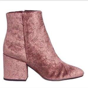 Sam Edelman Taye velvet floral embossed chunky heel bootie 6